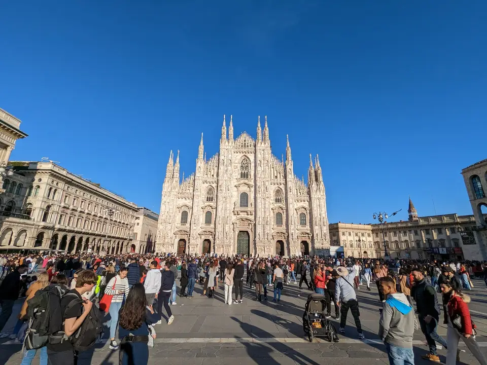 The Duomo and the square in full sun