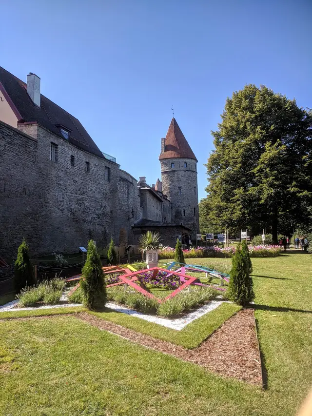 The Towers' Square garden below the wall